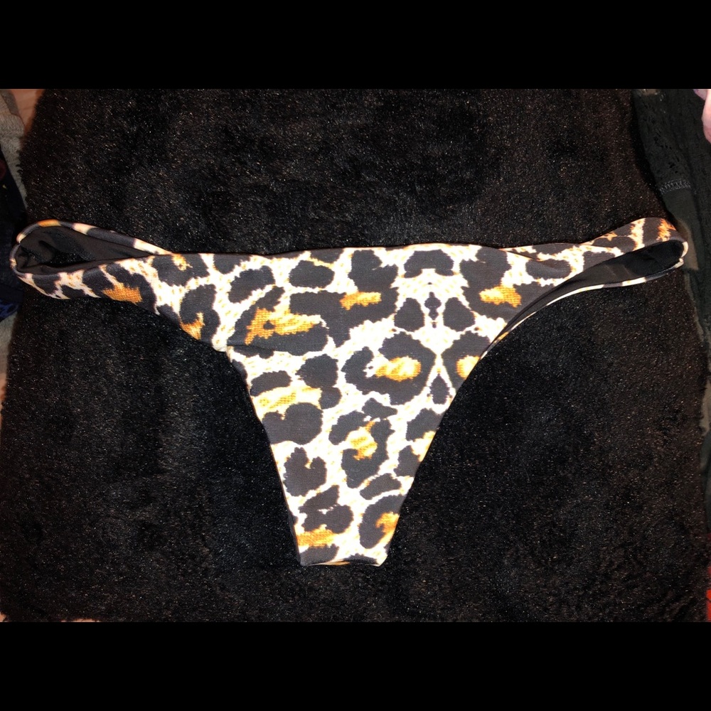 Bathing suit bottoms